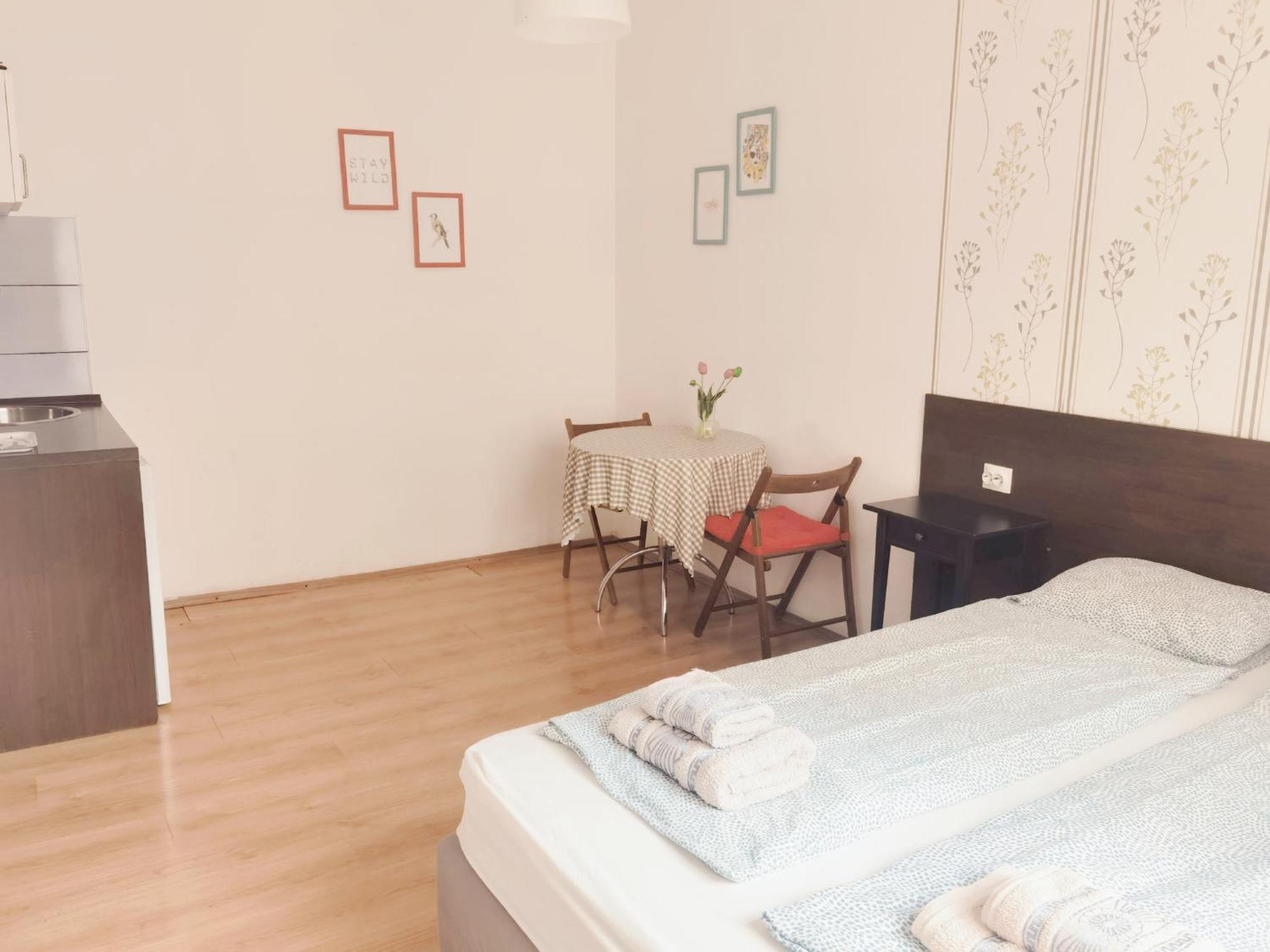 1#Parliament Sunflower Apartments Room Budapest Eksteriør billede